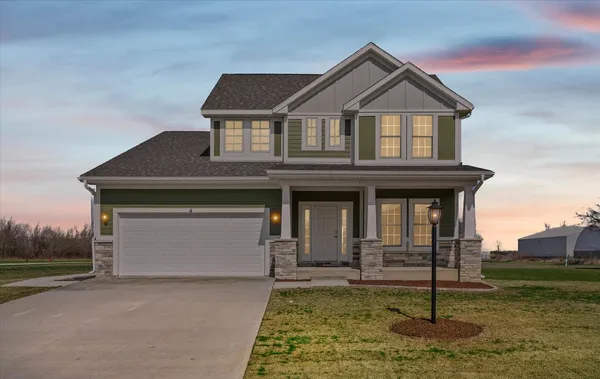 $429,000 | 4 Foxtrot Lane, Monticello, IL 61856