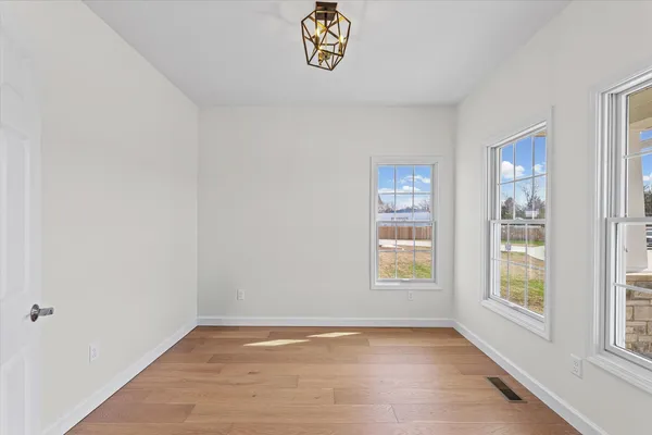 $429,000 | 4 Foxtrot Lane, Monticello, IL 61856