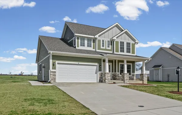 $429,000 | 4 Foxtrot Lane, Monticello, IL 61856