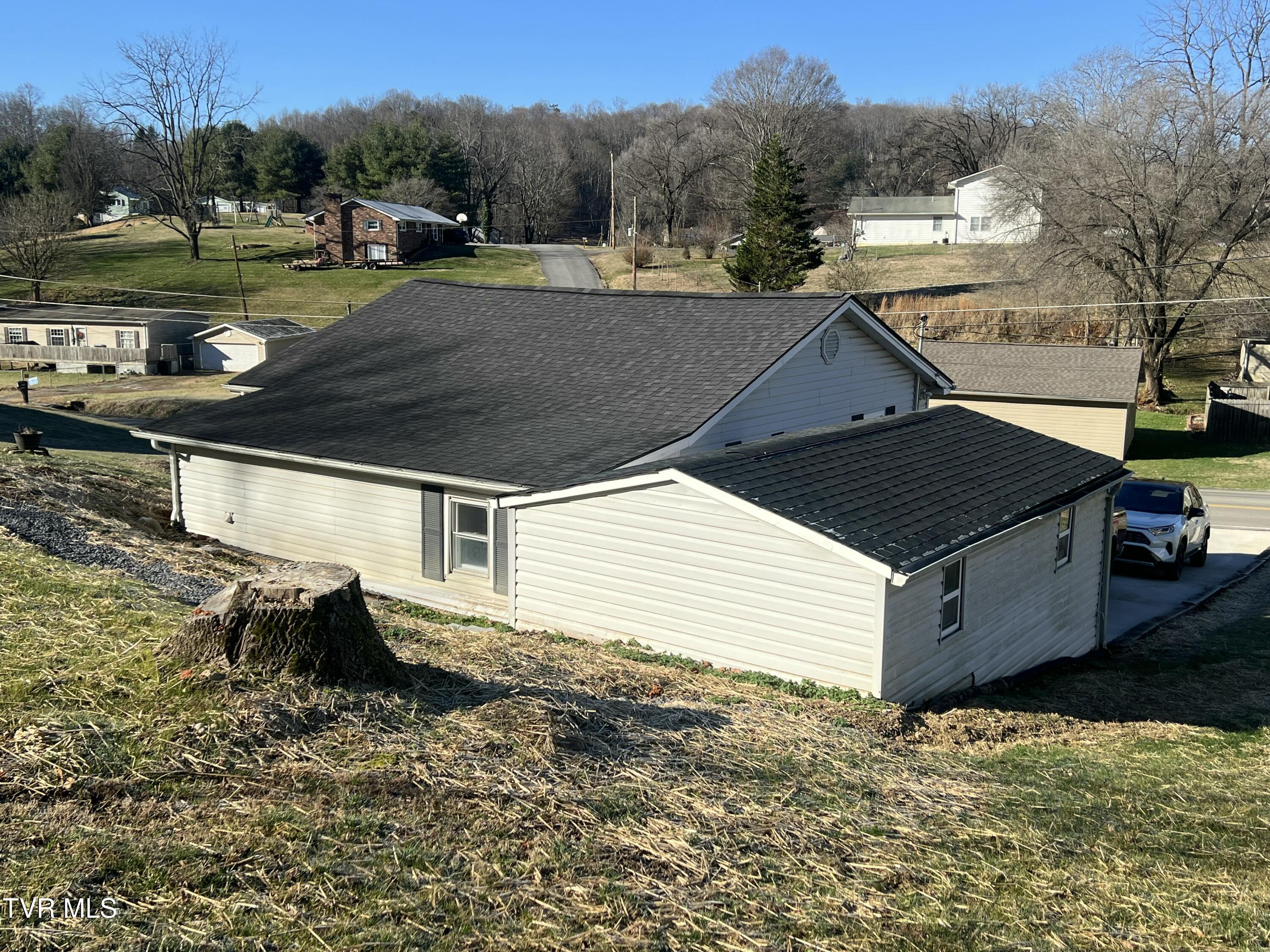 401 Lucy Road Kingsport, TN 37660 - Photo 16 of 17 IMG_4361