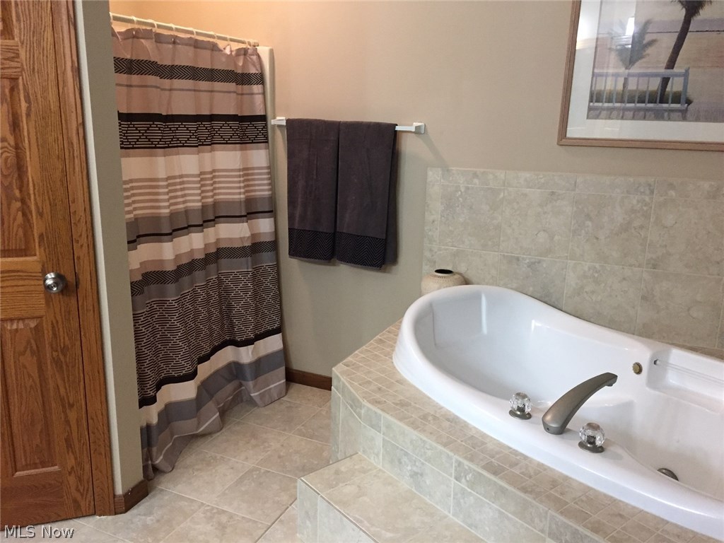46740 Middle Ridge Road Amherst, OH 44001 - Photo 13 of 34 Gallery Image 13