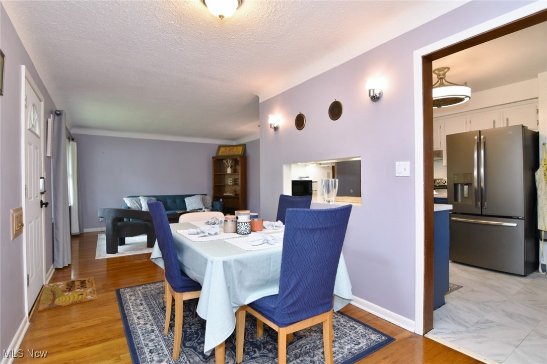 1775 Brainard Road Lyndhurst, OH 44124 - Photo 10 of 34 Dining Room