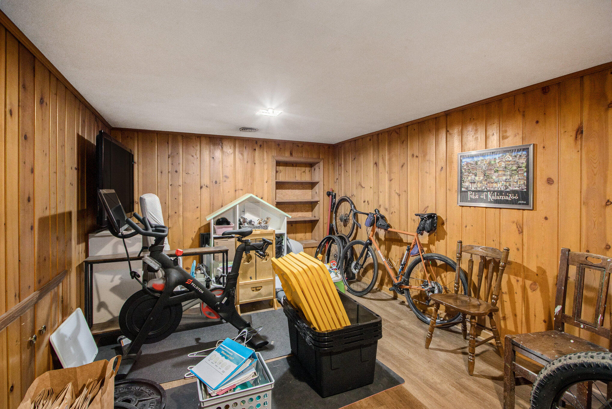 627 Piccadilly Road Kalamazoo, MI 49006 - Photo 20 of 26 020_627picadilly_29_747