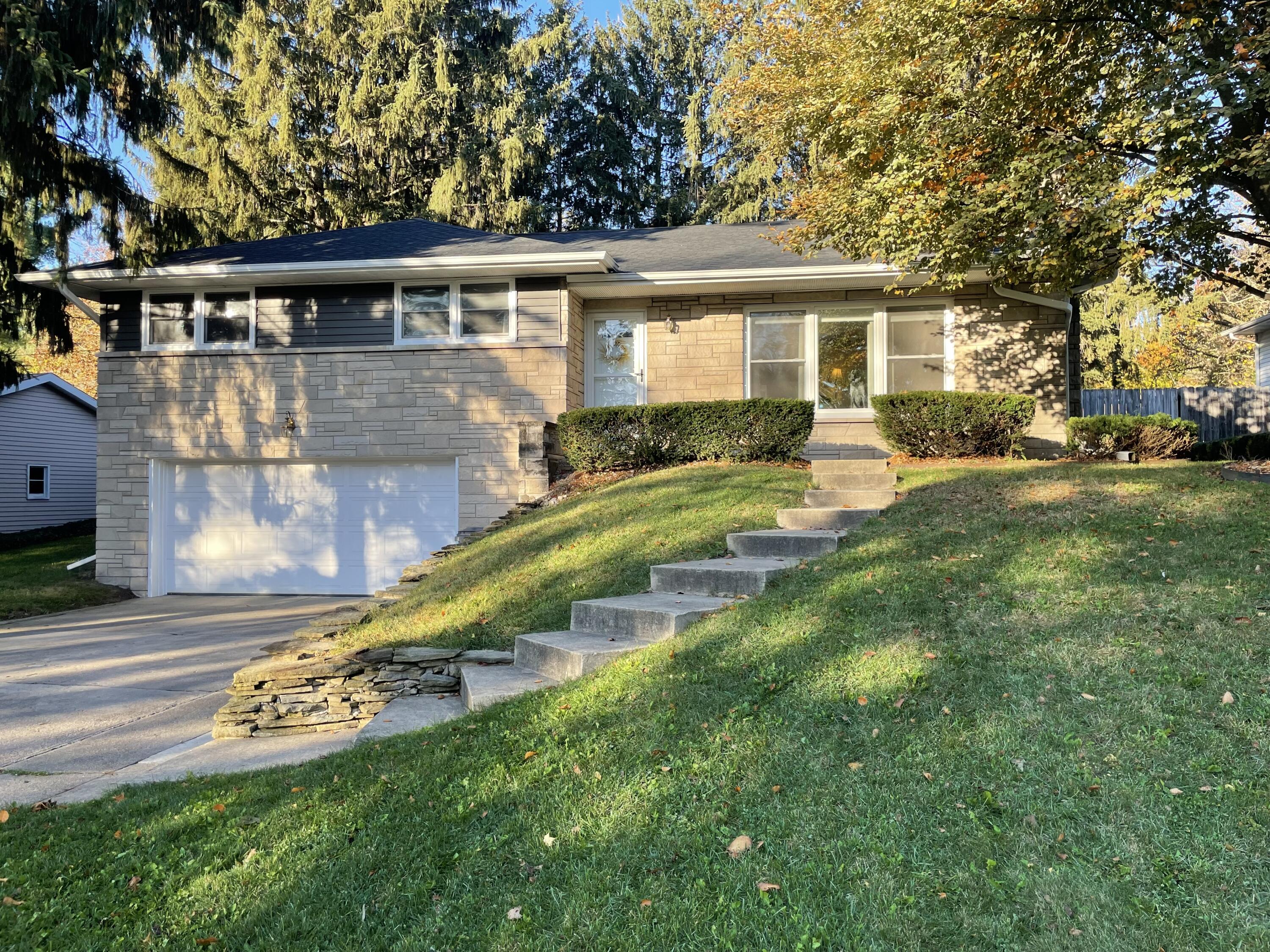 627 Piccadilly Road Kalamazoo, MI 49006 - Photo 26 of 26 IMG_6384