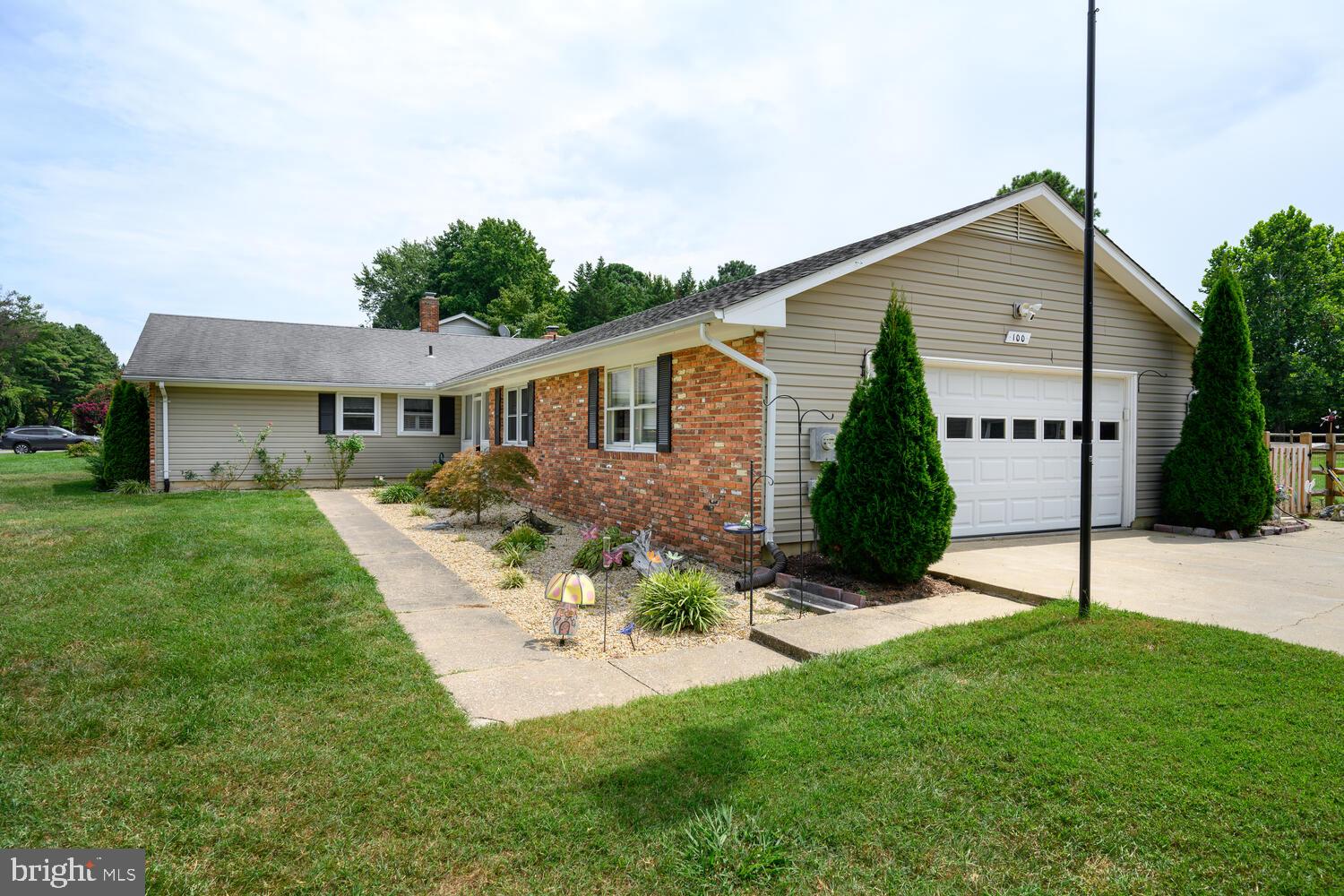 100 Rutledge Road Queenstown, MD 21658 - Photo 1 of 32 Welcome Home!