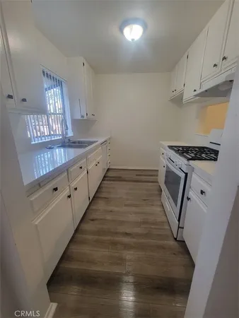 $2,575 | 12512 Penn Street, Unit S, Whittier, CA 90602