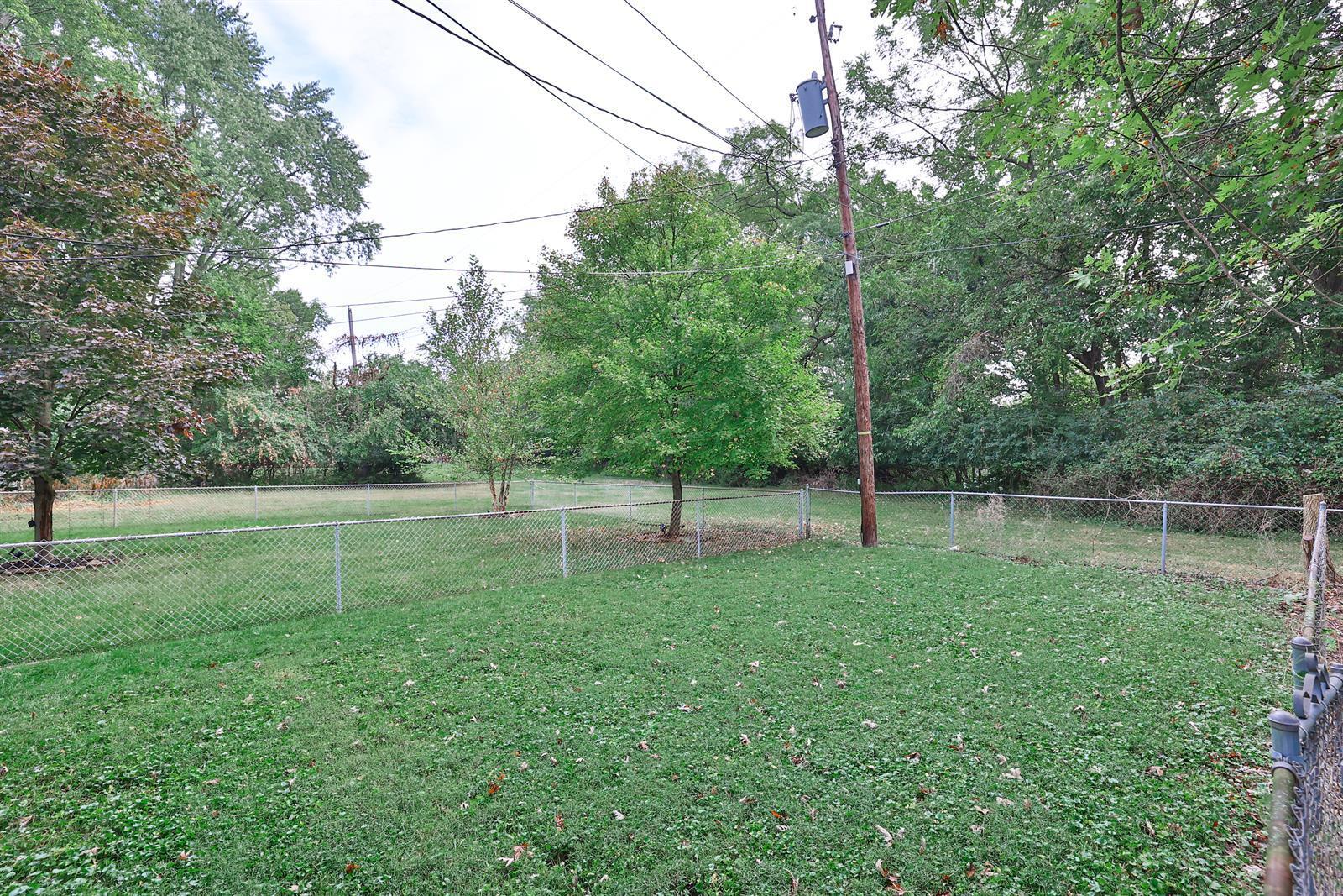 836-838 Rodgers Drive Springfield, OH 45503 - Photo 3 of 28