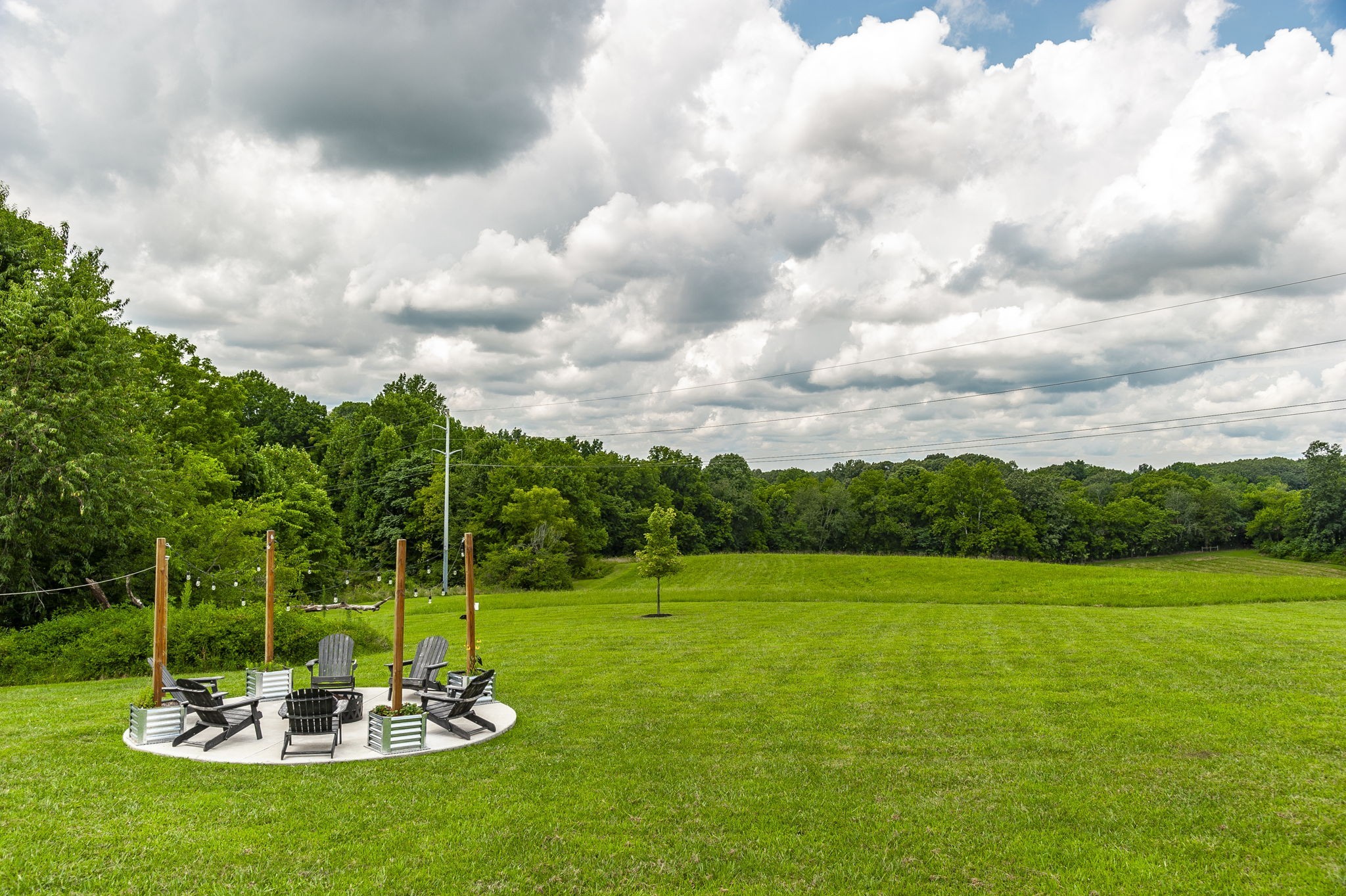 3186 Battle Creek Road Springfield, TN 37172 - Photo 50 of 59 a view of a lake with a big yard
