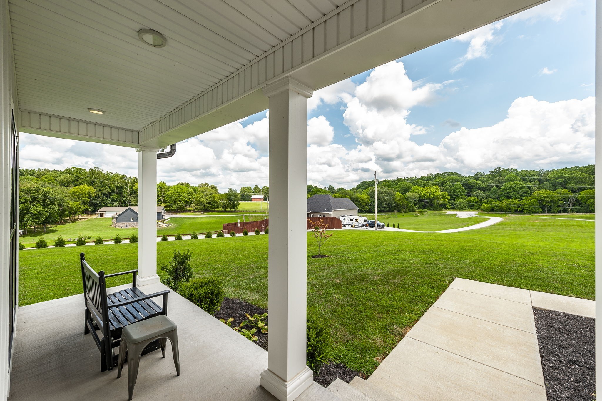 3186 Battle Creek Road Springfield, TN 37172 - Photo 7 of 59 a view of a patio with a yard