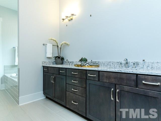 8816 Woodford Way Raleigh, NC 27613 - Photo 13 of 29