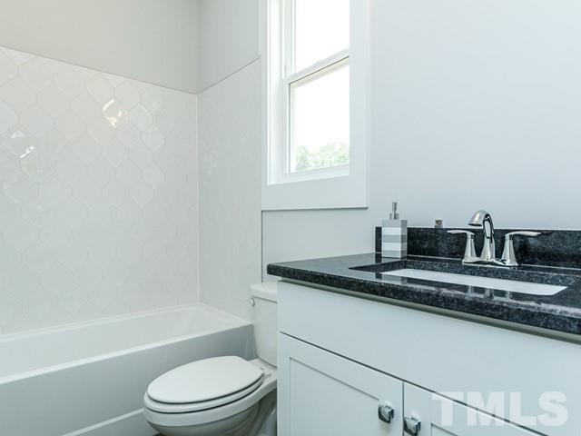 8816 Woodford Way Raleigh, NC 27613 - Photo 19 of 29