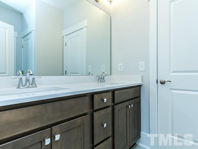 8816 Woodford Way Raleigh, NC 27613 - Photo 22 of 29
