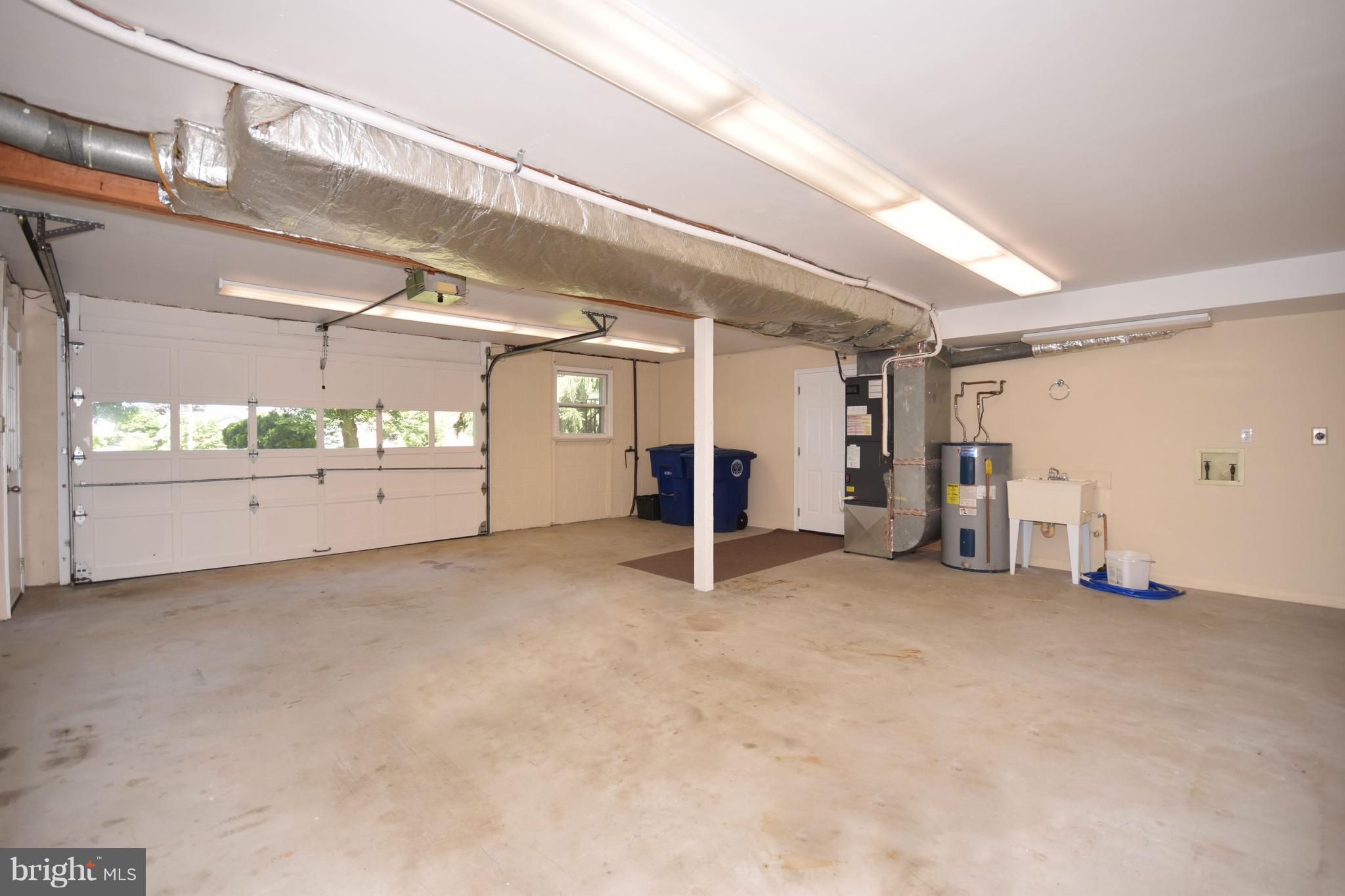 104 Jamestown Road Front Royal, VA 22630 - Photo 24 of 30 Garage