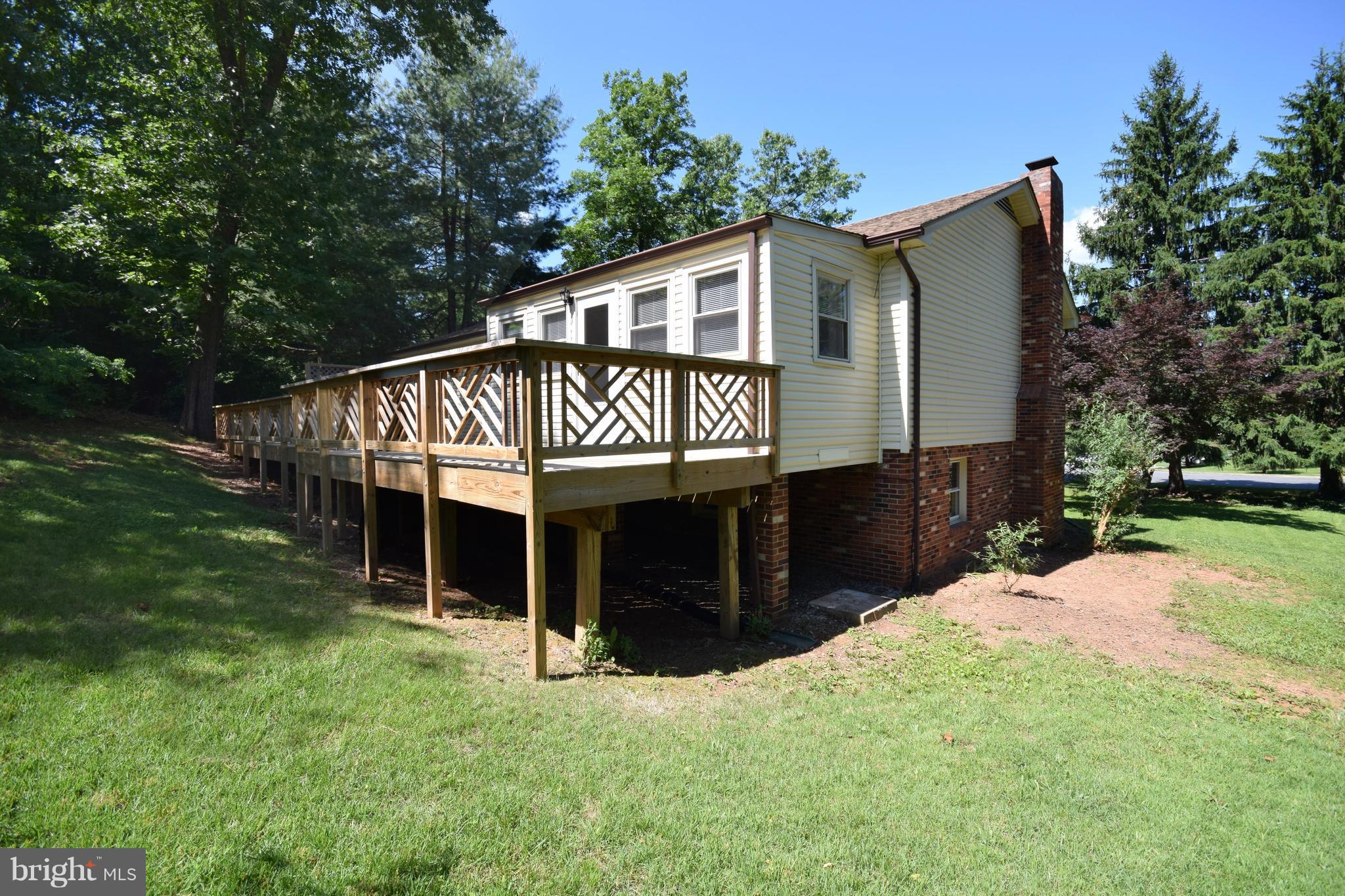 104 Jamestown Road Front Royal, VA 22630 - Photo 28 of 30 Exterior Rear