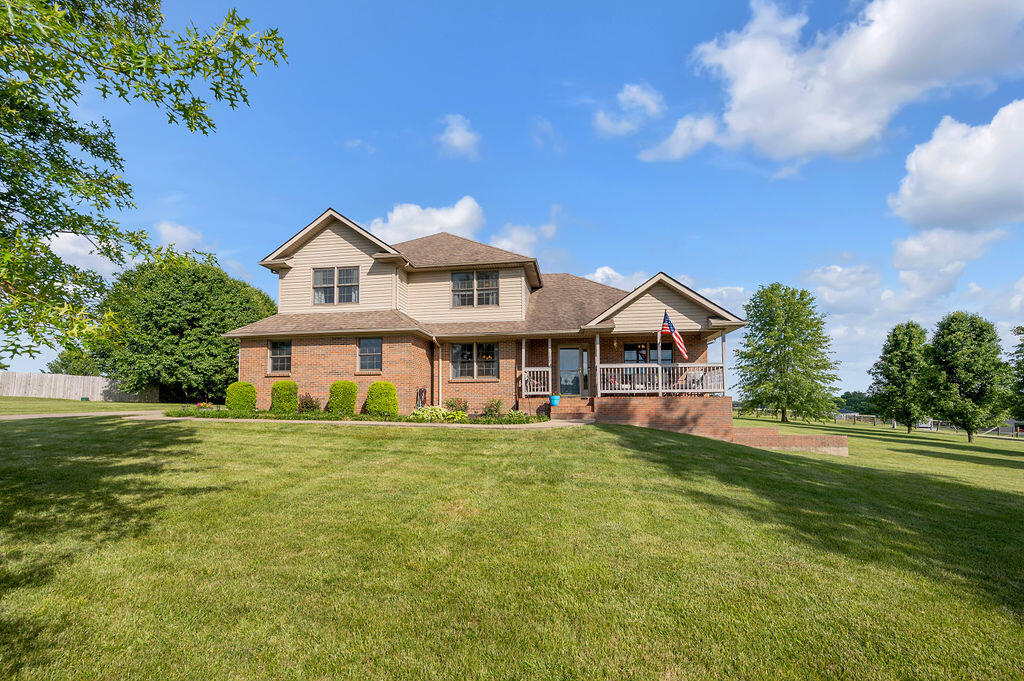 129 Squires Pointe Road Paris, KY 40361 - Photo 1 of 145 TDB_7314