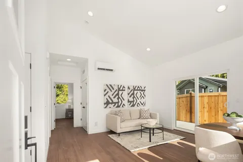 $499,950 | 12330 13th Place Southwest, Burien, WA 98146