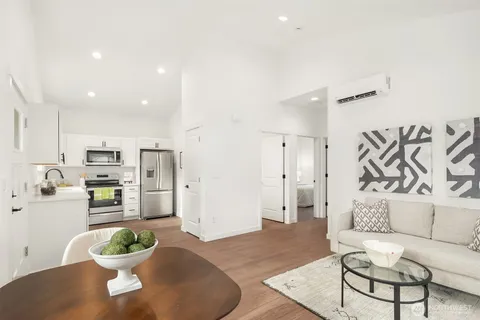 $499,950 | 12330 13th Place Southwest, Burien, WA 98146