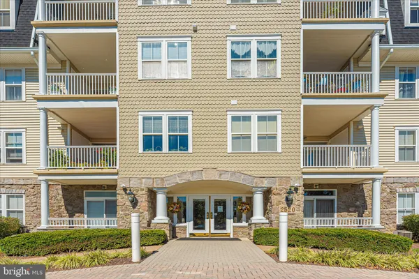 $885,900 | 2520 Waterside Drive, Unit 410, Frederick, MD 21701