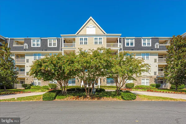 $885,900 | 2520 Waterside Drive, Unit 410, Frederick, MD 21701