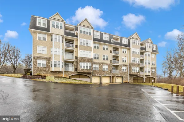 $885,900 | 2520 Waterside Drive, Unit 410, Frederick, MD 21701