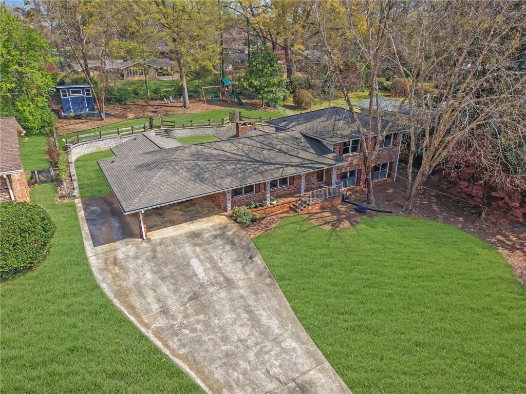 2476 Burnt Leaf Lane Decatur, GA 30033 - Photo 39 of 41 an aerial view of a house with a yard