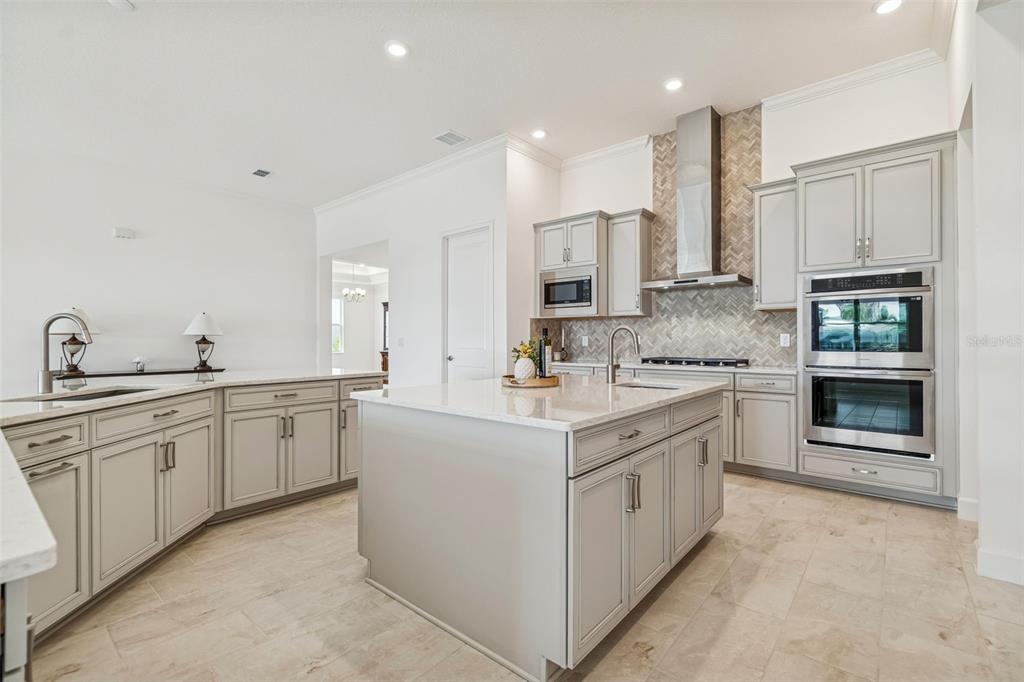 958 Signet Drive Apollo Beach, FL 33572 - Photo 5 of 65