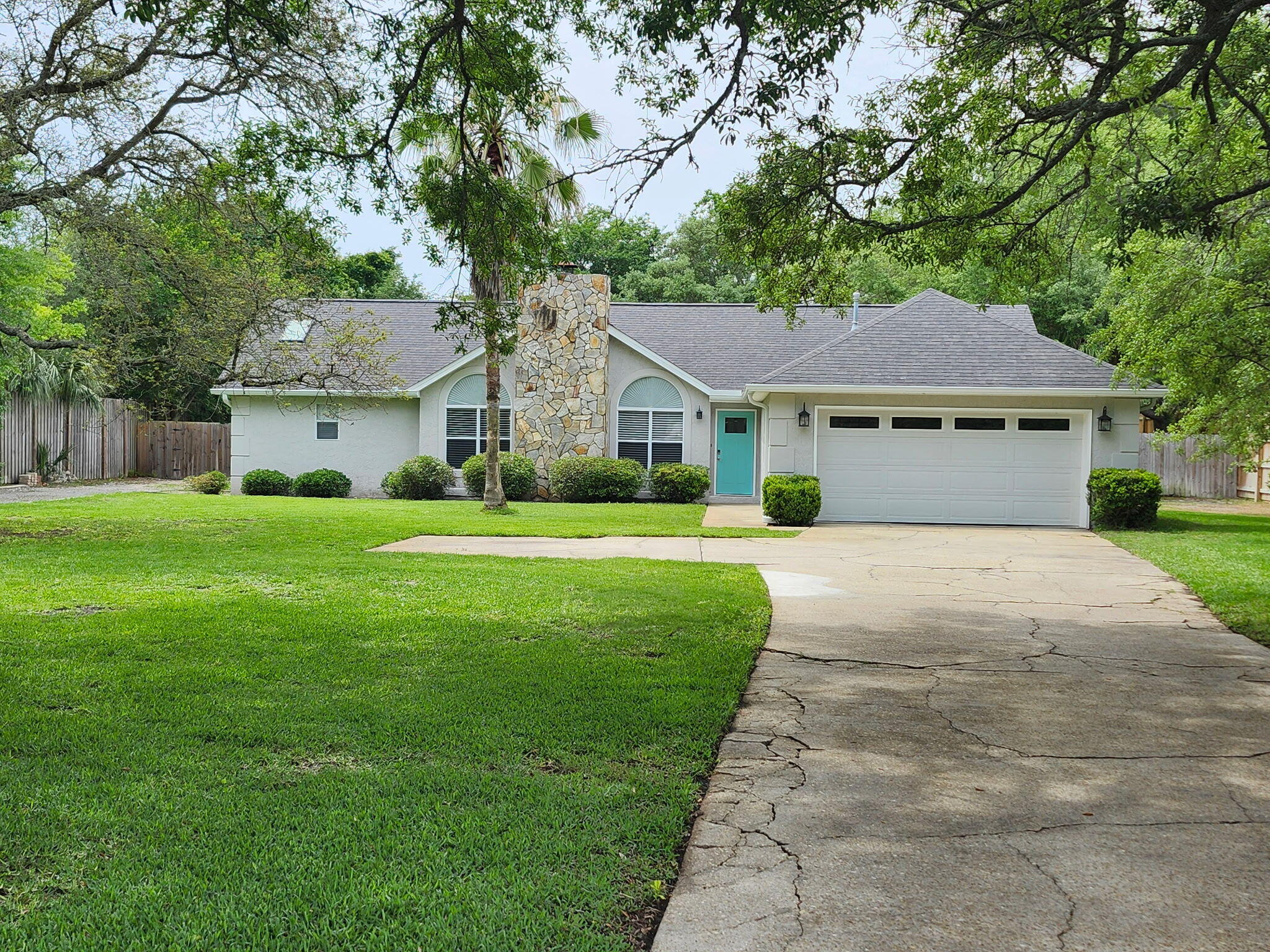 709 Main Street Destin, FL 32541 - Photo 3 of 41 1000046287