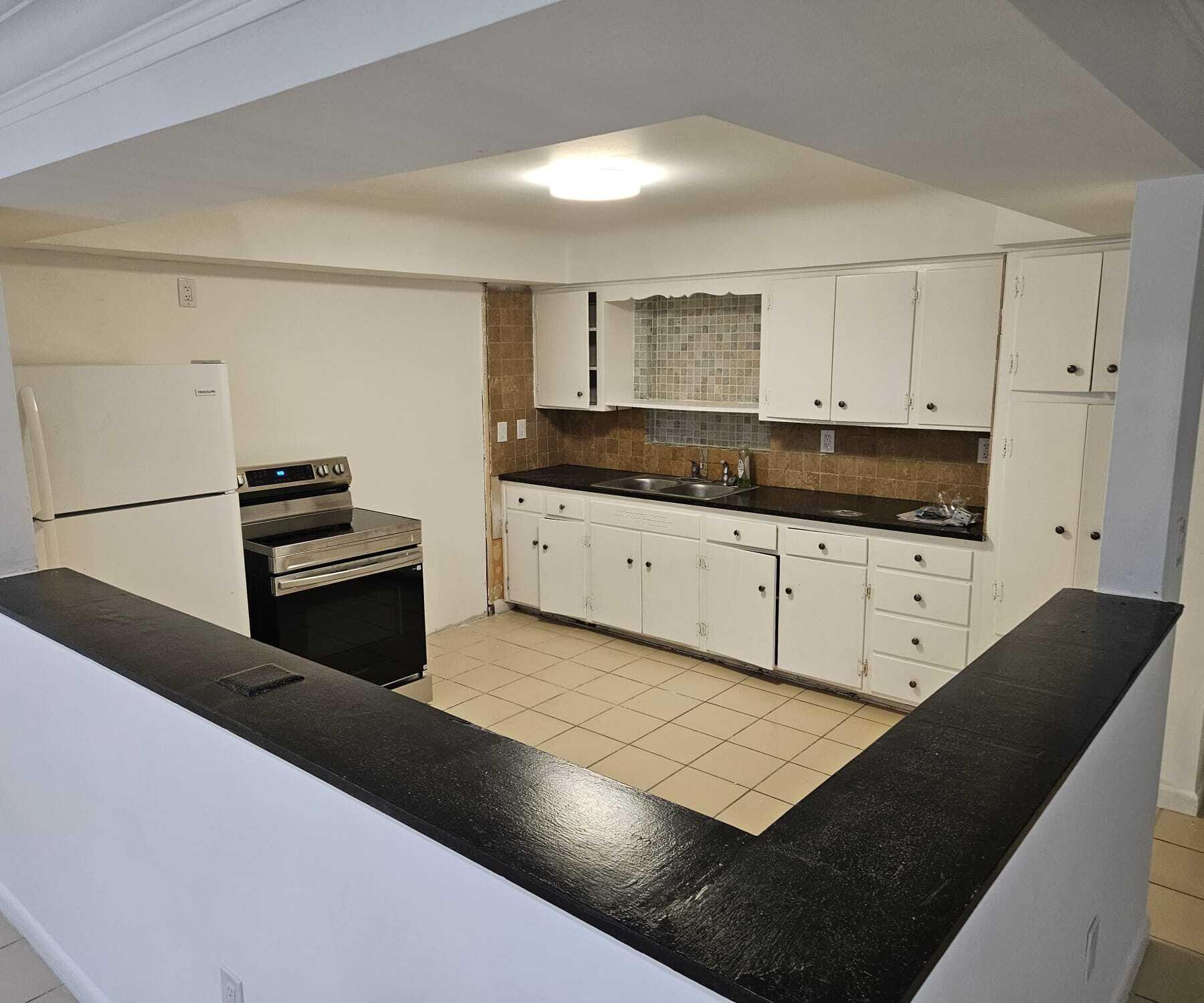 1980 Kirk Road West Palm Beach, FL 33406 - Photo 2 of 9 1000154861
