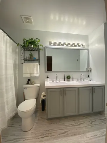 $270,000 | 1640 Abington Lane, North Aurora, IL 60542