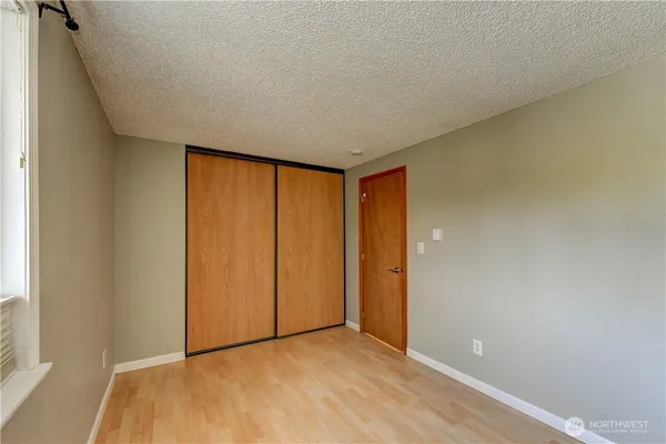$2,600 | 12838 Southeast 141st Lane, Unit F103, Bellevue, WA 98007
