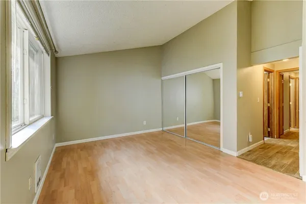$2,600 | 12838 Southeast 141st Lane, Unit F103, Bellevue, WA 98007