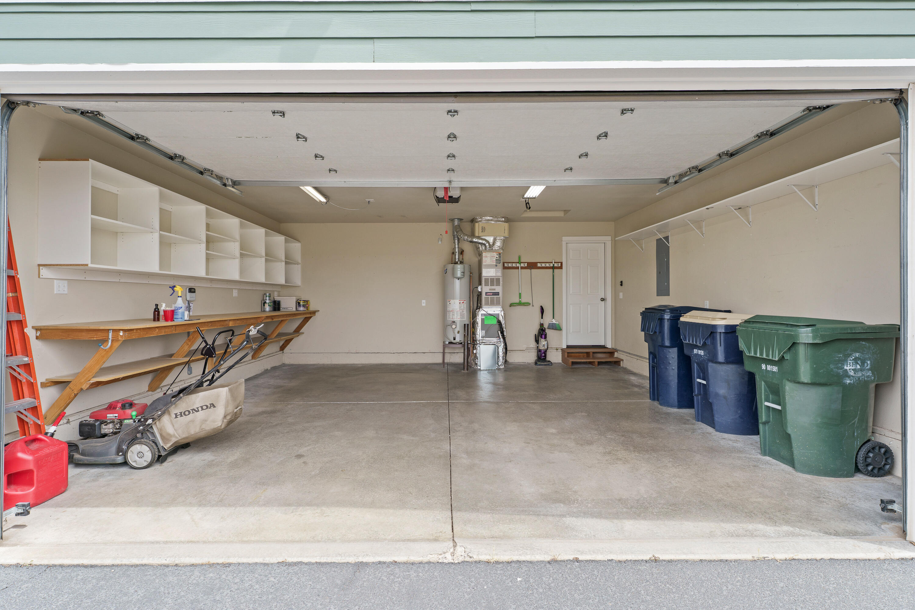 62669 Hawkview Road Bend, OR 97701 - Photo 33 of 33 DSC08400
