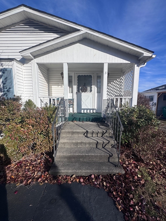 500 Mendon Road, Unit 257 Attleboro, MA 02703 - Photo 2 of 20 a front view of a house