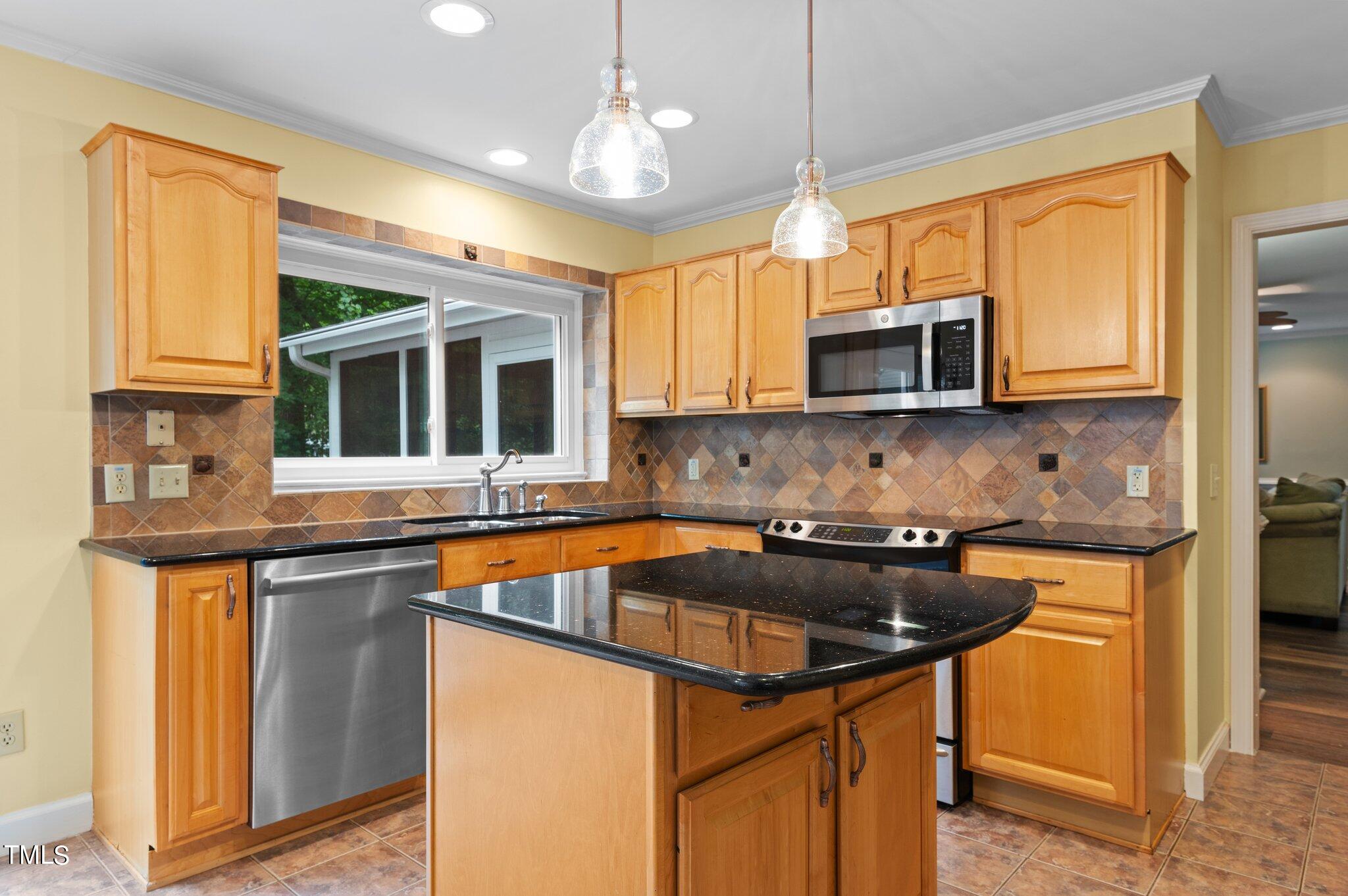 8116 Coleraine Court Raleigh, NC 27615 - Photo 10 of 58 11-web-or-mls-DSC_0830