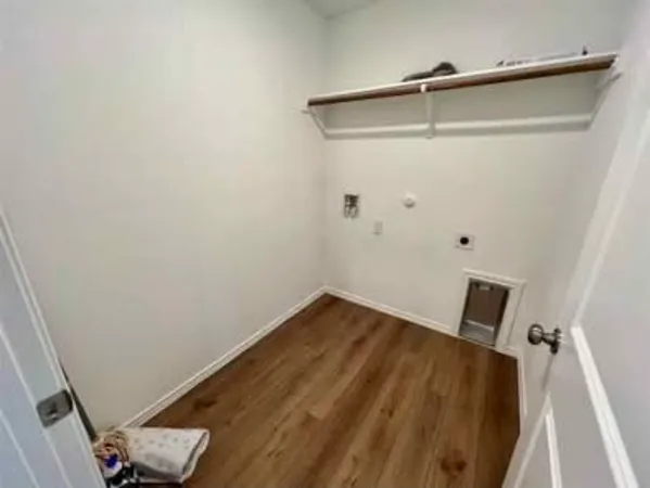 a view of a room with shelf