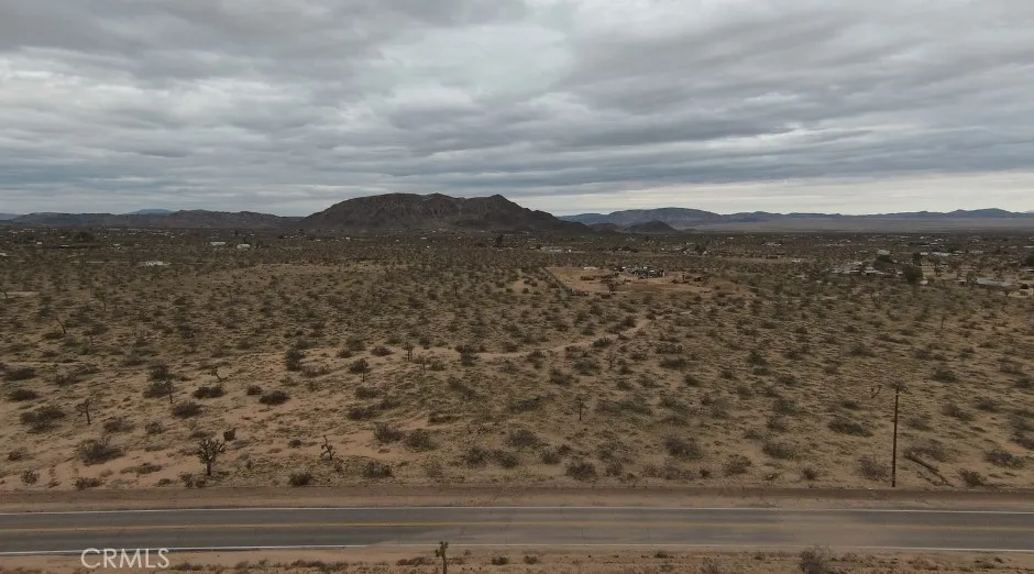 59520 Reche Landers, CA 92285 - Photo 7 of 11 a view of a yard with an ocean