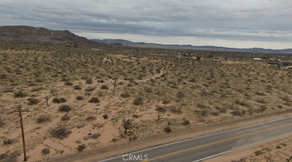 59520 Reche Landers, CA 92285 - Photo 10 of 11 a view of a yard