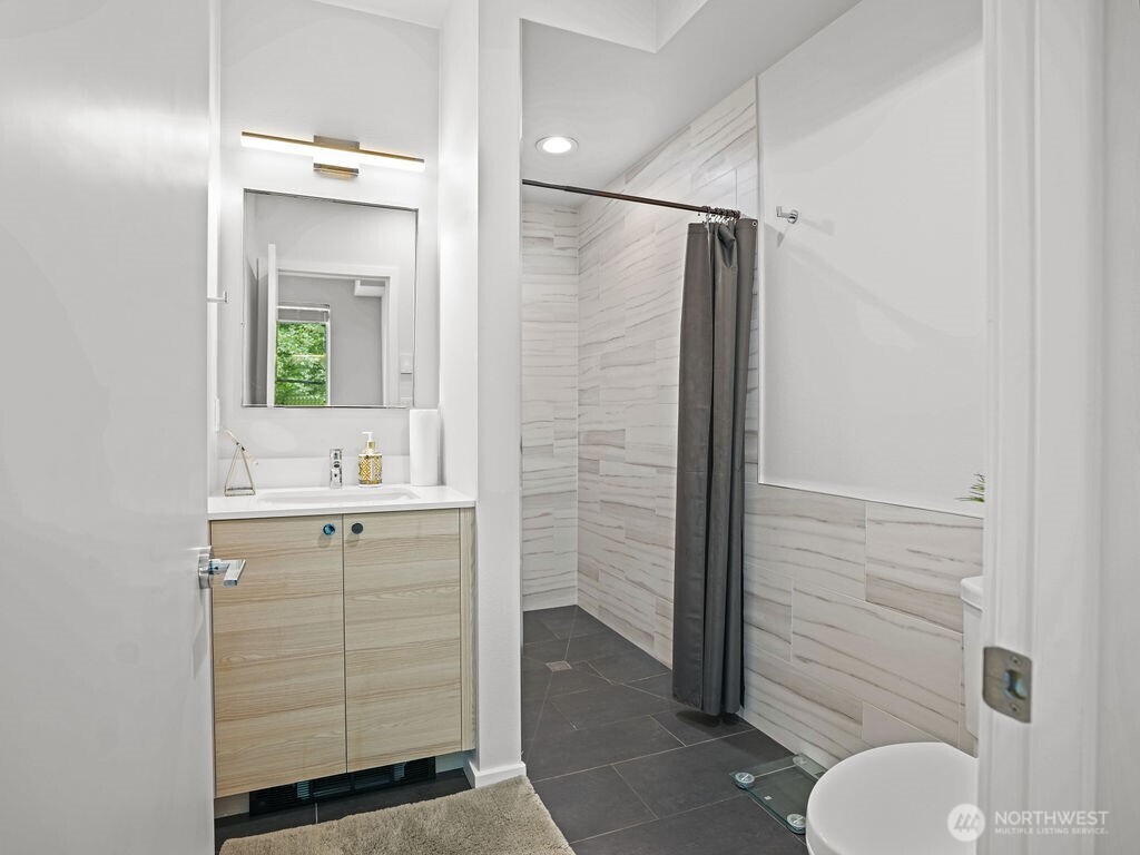 17338 Bothell Way Northeast, Unit E Bothell, WA 98011 - Photo 23 of 26