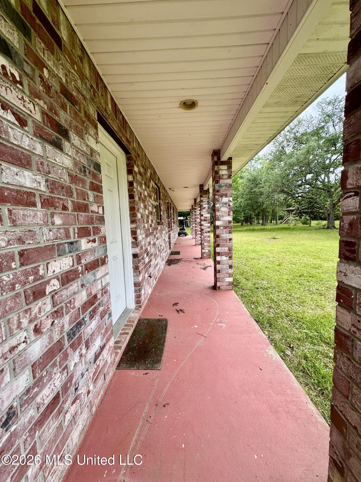20 C G Smith Road Picayune, MS 39466 - Photo 22 of 29 cg smith rear porch