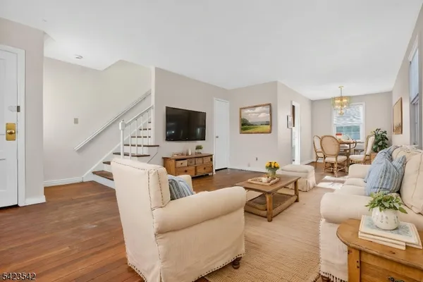 $129,900 | 145 River Drive, Unit 145, Elmwood Park, NJ 07407