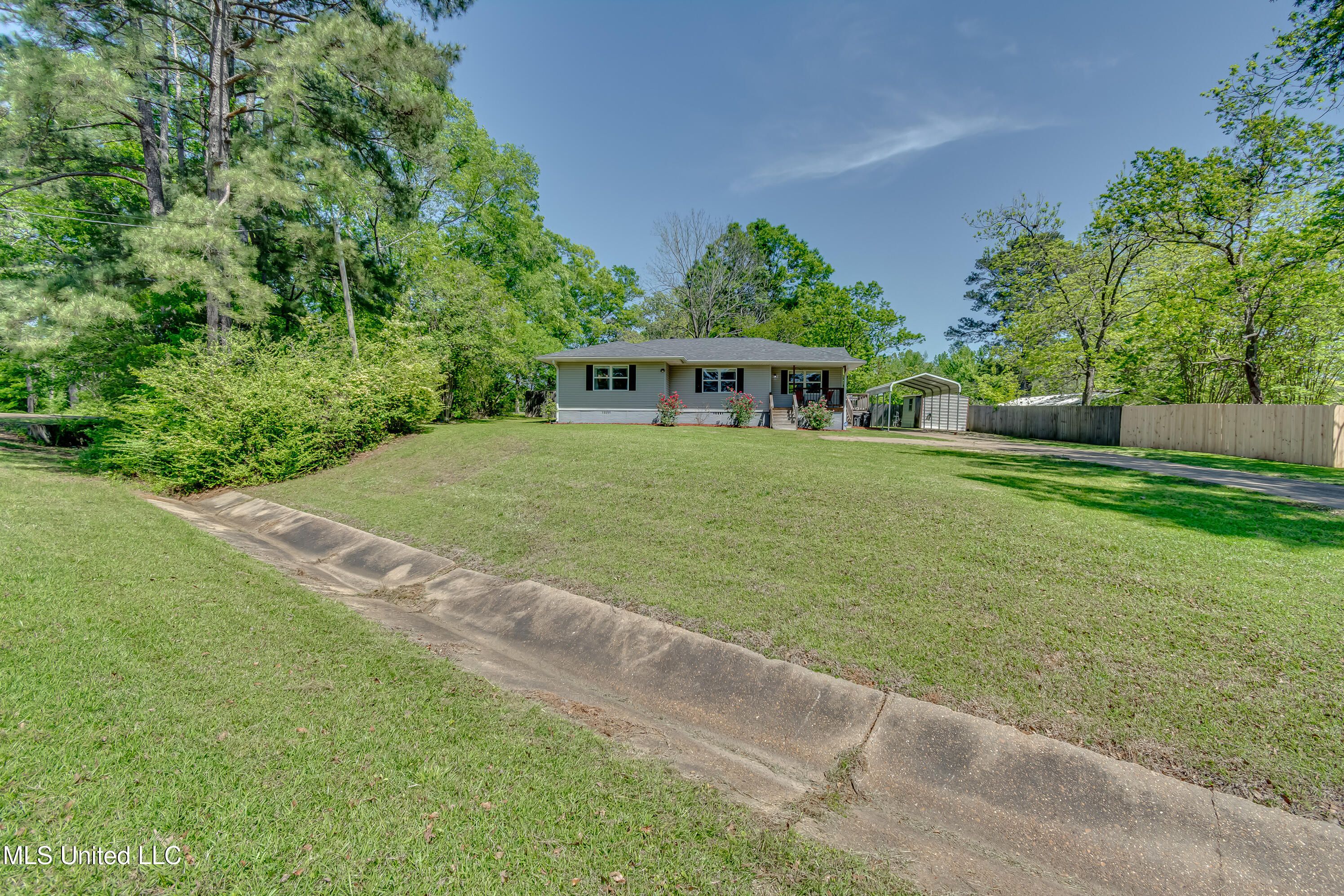 202 Trickhambridge Cove Brandon, MS 39042 - Photo 5 of 58 202 Trickham Bridge Rd-5