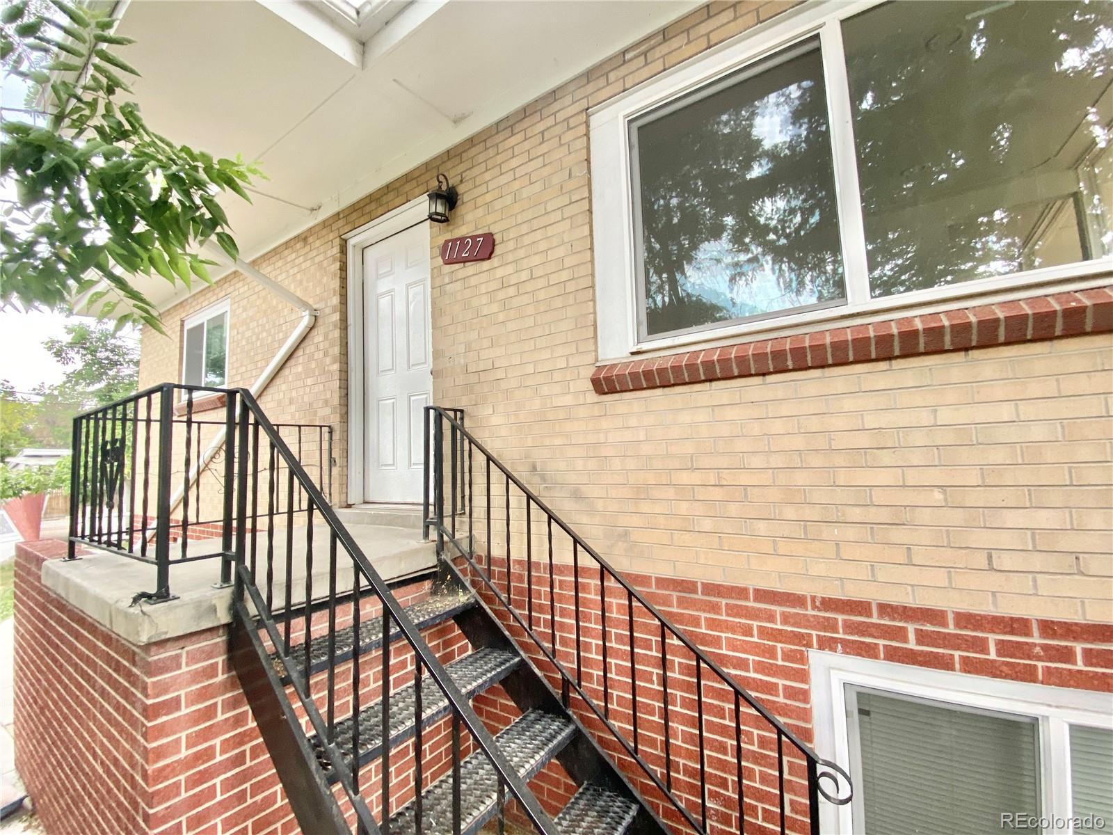 1127 Clinton Street Aurora, CO 80010 - Photo 2 of 8