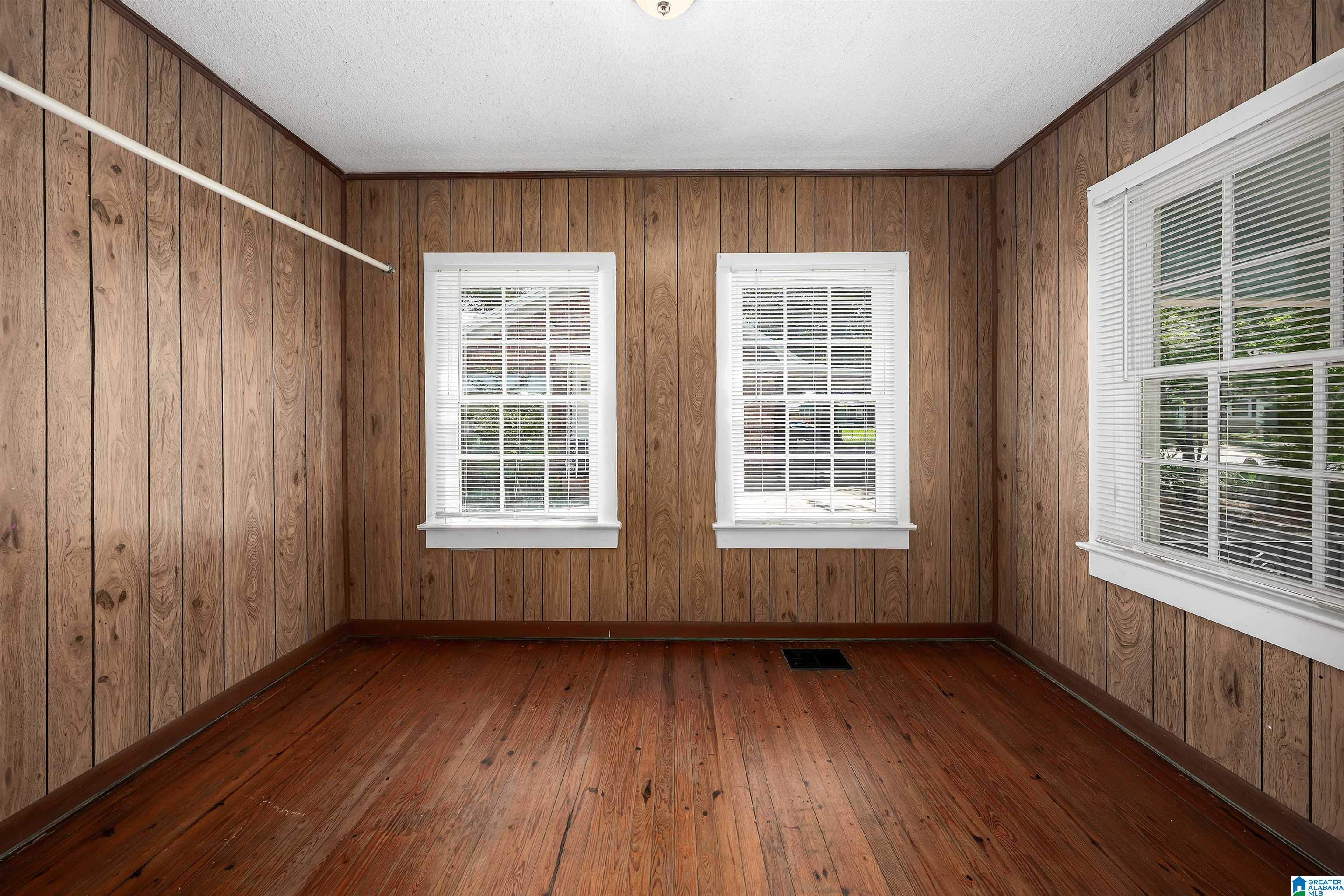527 Selma Road Bessemer, AL 35020 - Photo 8 of 24