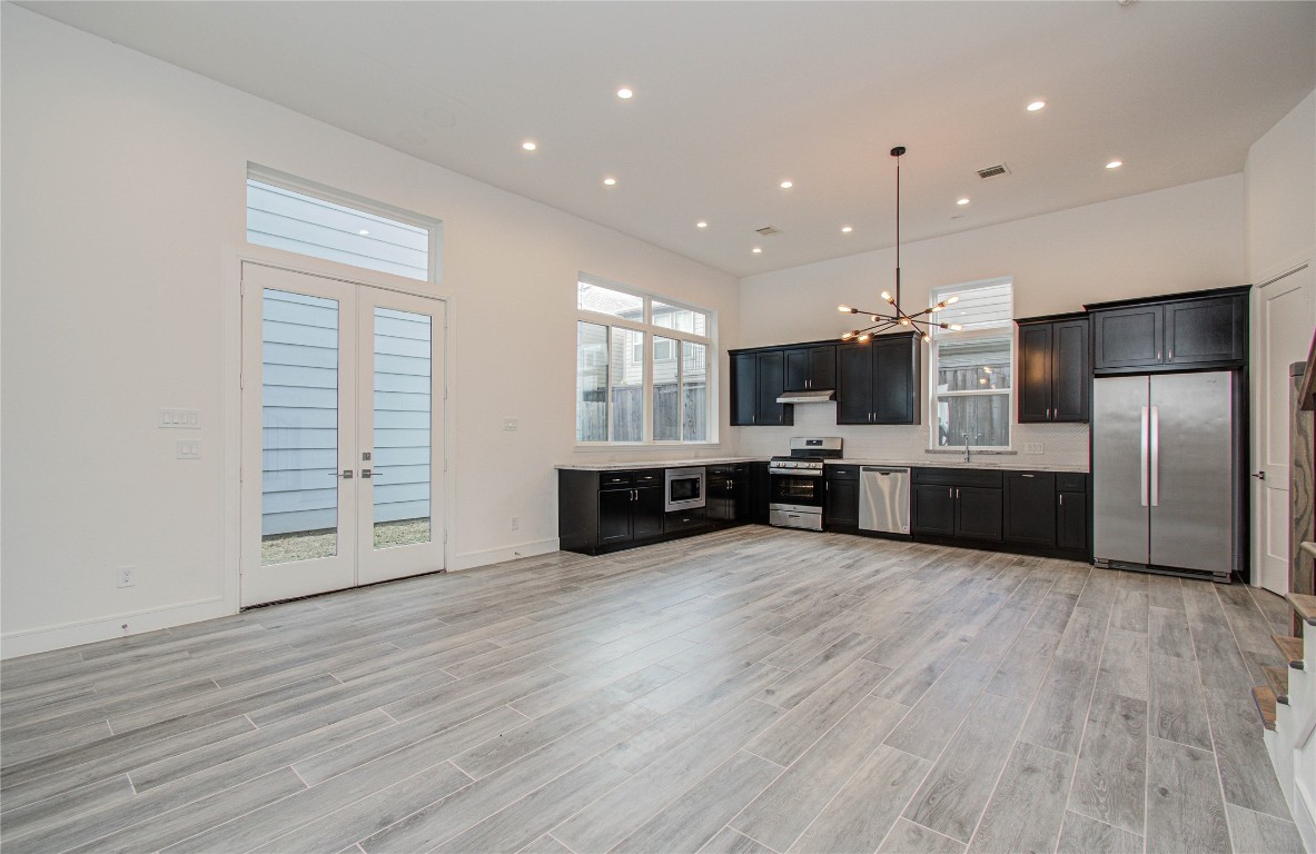 8930 Spring Knoll Forest Drive Houston, TX 77080 - Photo 11 of 37