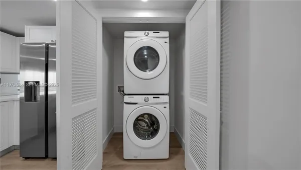 $5,098 | 555 Northeast 34th Street, Unit 2607, Miami, FL 33137