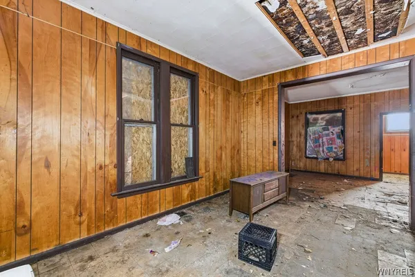 $119,900 | 364 9th Street, Niagara Falls, NY 14303