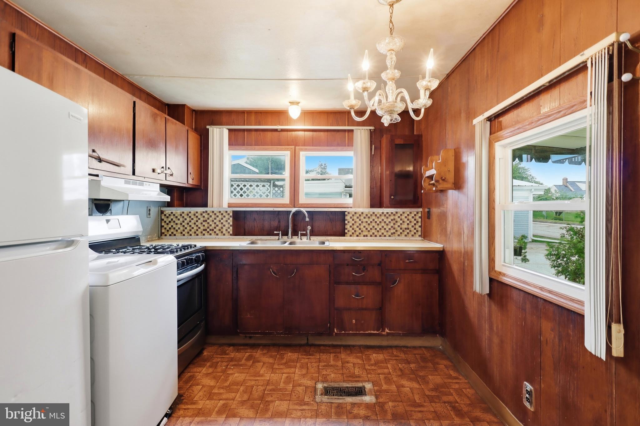 374 Maple Avenue Hanover, PA 17331 - Photo 22 of 34 Gallery Image 22