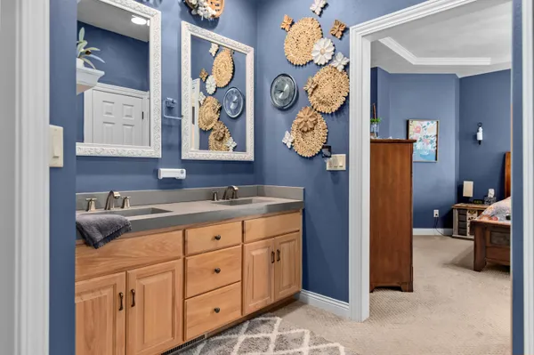 $555,000 | 613 East Castlebury Lane, Appleton, WI 54913