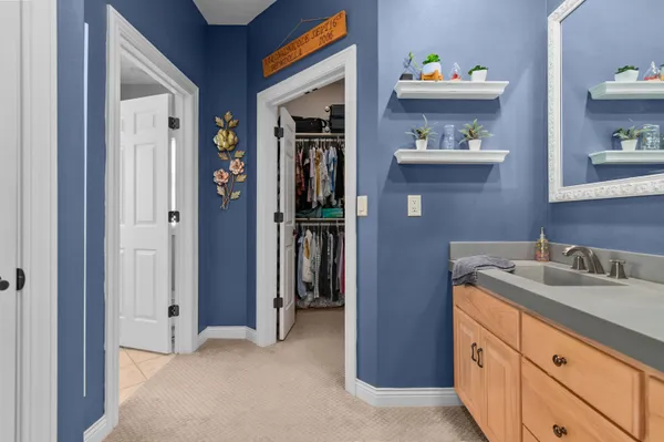 $555,000 | 613 East Castlebury Lane, Appleton, WI 54913