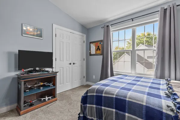 $555,000 | 613 East Castlebury Lane, Appleton, WI 54913